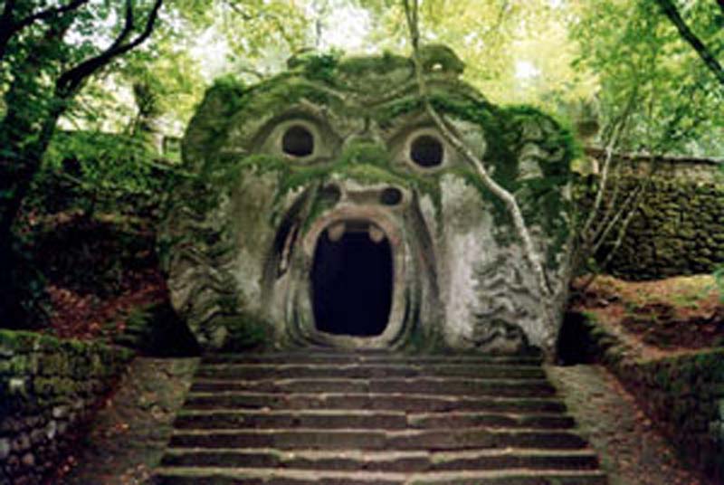 Park of the monsters Discover the park of the Monsters